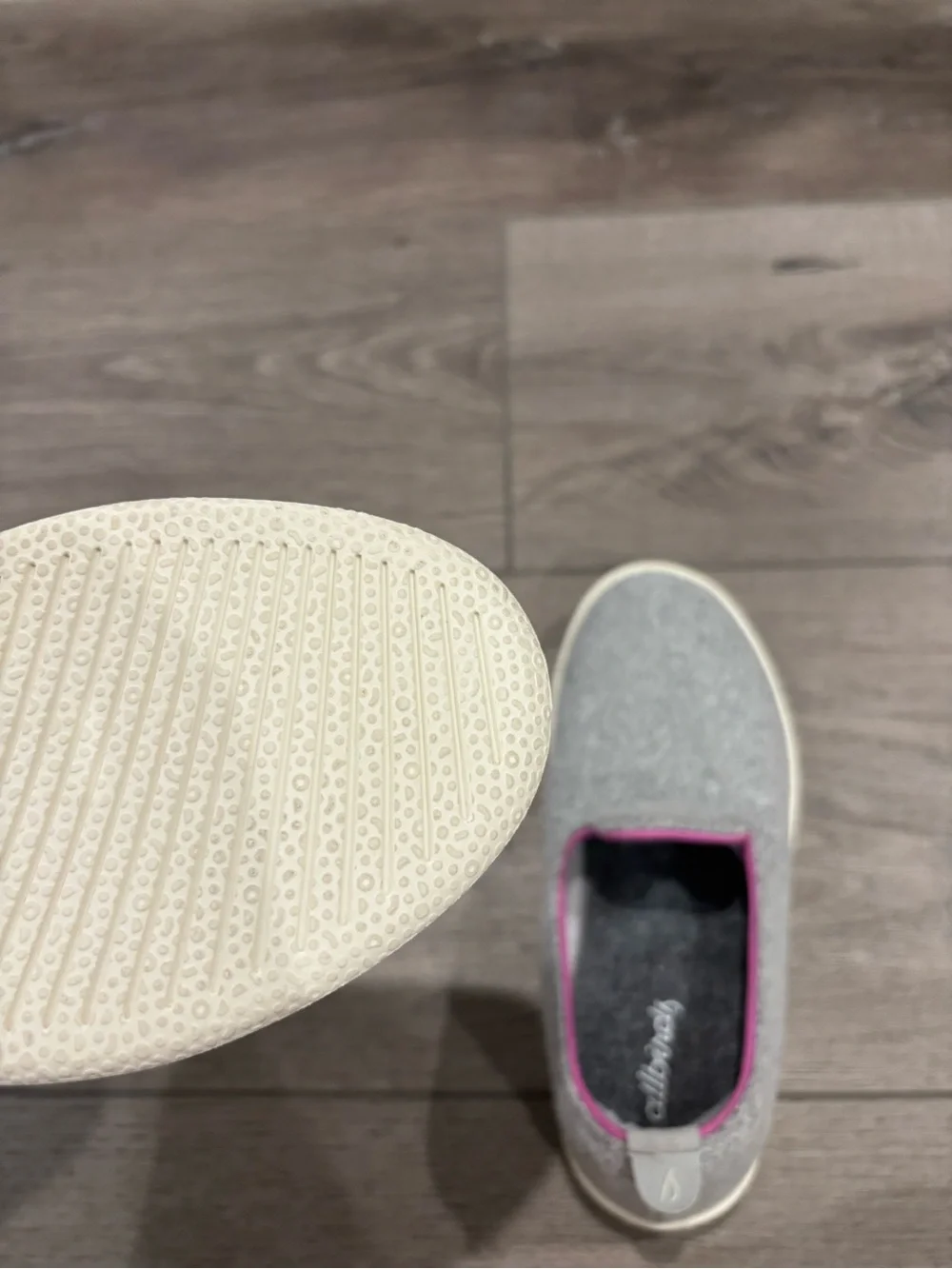 allbirds Kids Slip-On Wool Shoes in Gray with Pink Trim 2 smallbirds